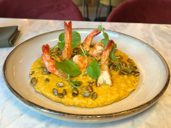 Risotto gamberi e zucca. | Foto: Denise da Vinha