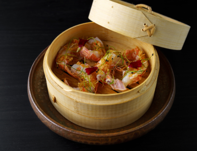 Kazuo Harada lança menu degustação "Tour pela Ásia" premiado pelo Guia Michelin. Crédito: Kato 78. 