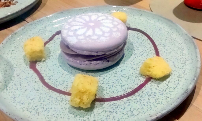 Macaronade de jabuticaba. | Foto: Anacreon de Téos