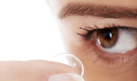 Os 10 erros de quem usa lentes de contato