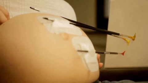 Primeira obra de arte dos bebês – dentro do útero