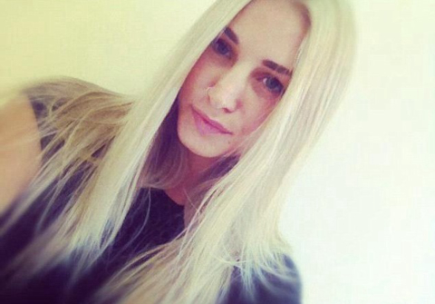 Jovem canadense com alergia a amendoim morre após beijar namorado