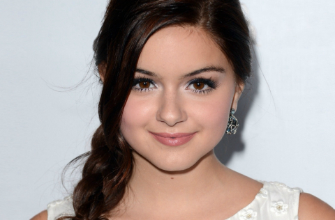Vestido de formatura de Ariel Winter bomba nas redes sociais