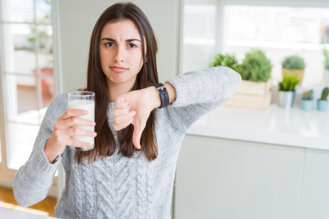 Pele oleosa tem influência da alimentação e deve ser lavada poucas vezes