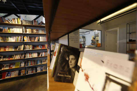 Cinco livrarias de rua para conhecer em Curitiba