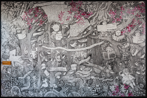 Detalhes mágicos se destacam no novo painel de Denise Roman no Portão Cultural