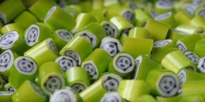Vídeo curioso sobre fabricação de bala de panda viraliza nas redes