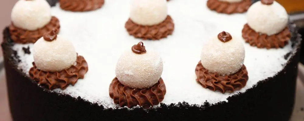 Confeitaria lança torta trufada de leite Ninho com Nutella