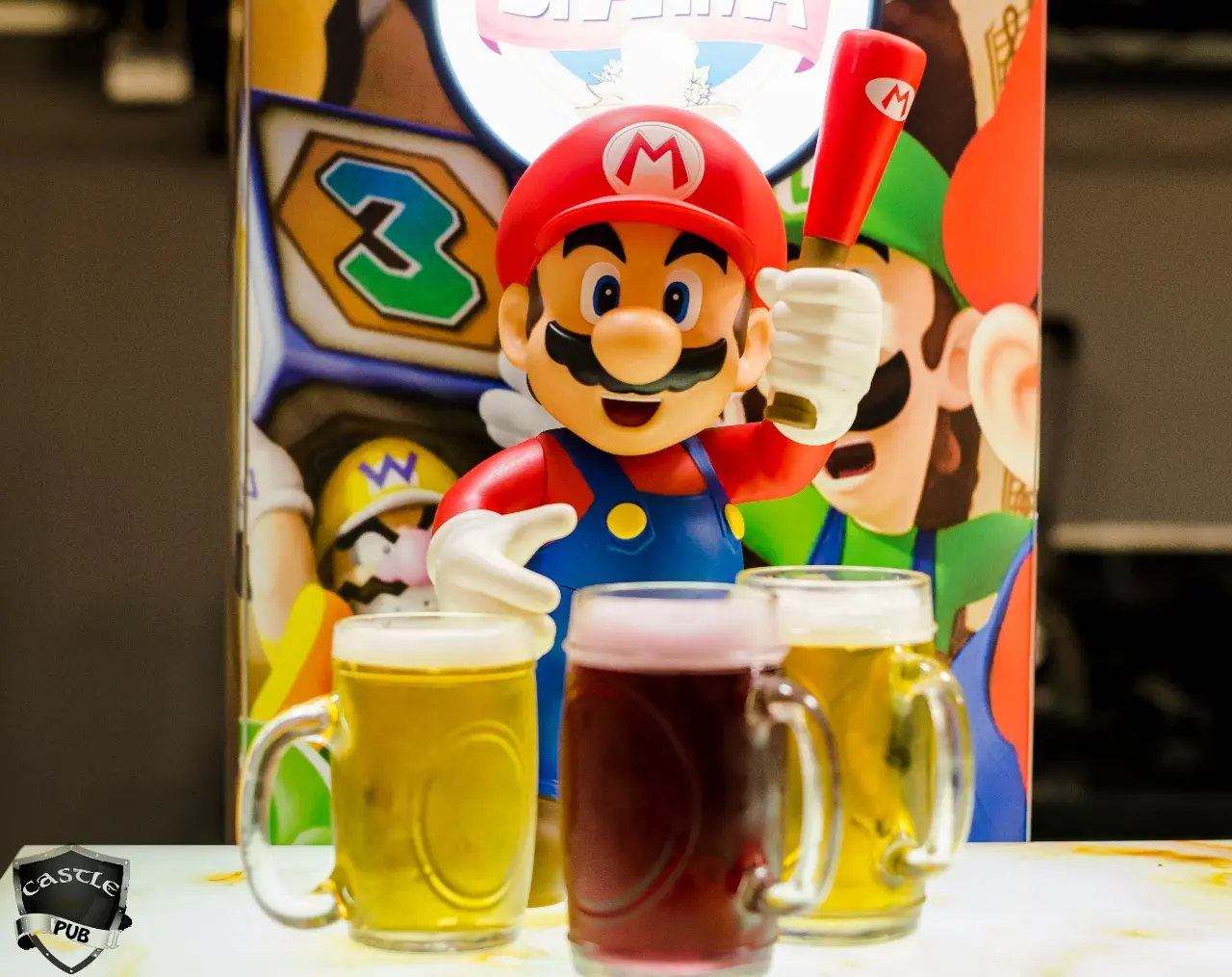 Conheça em vídeo o bar temático do Super Mario Bros em Curitiba