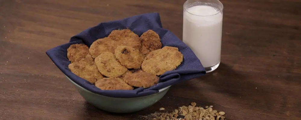 Receita de cookie de batata doce, mel e quinoa