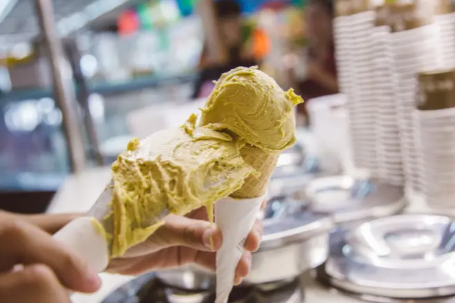 Como é feito o sorvete de pistache da Bacio di Latte