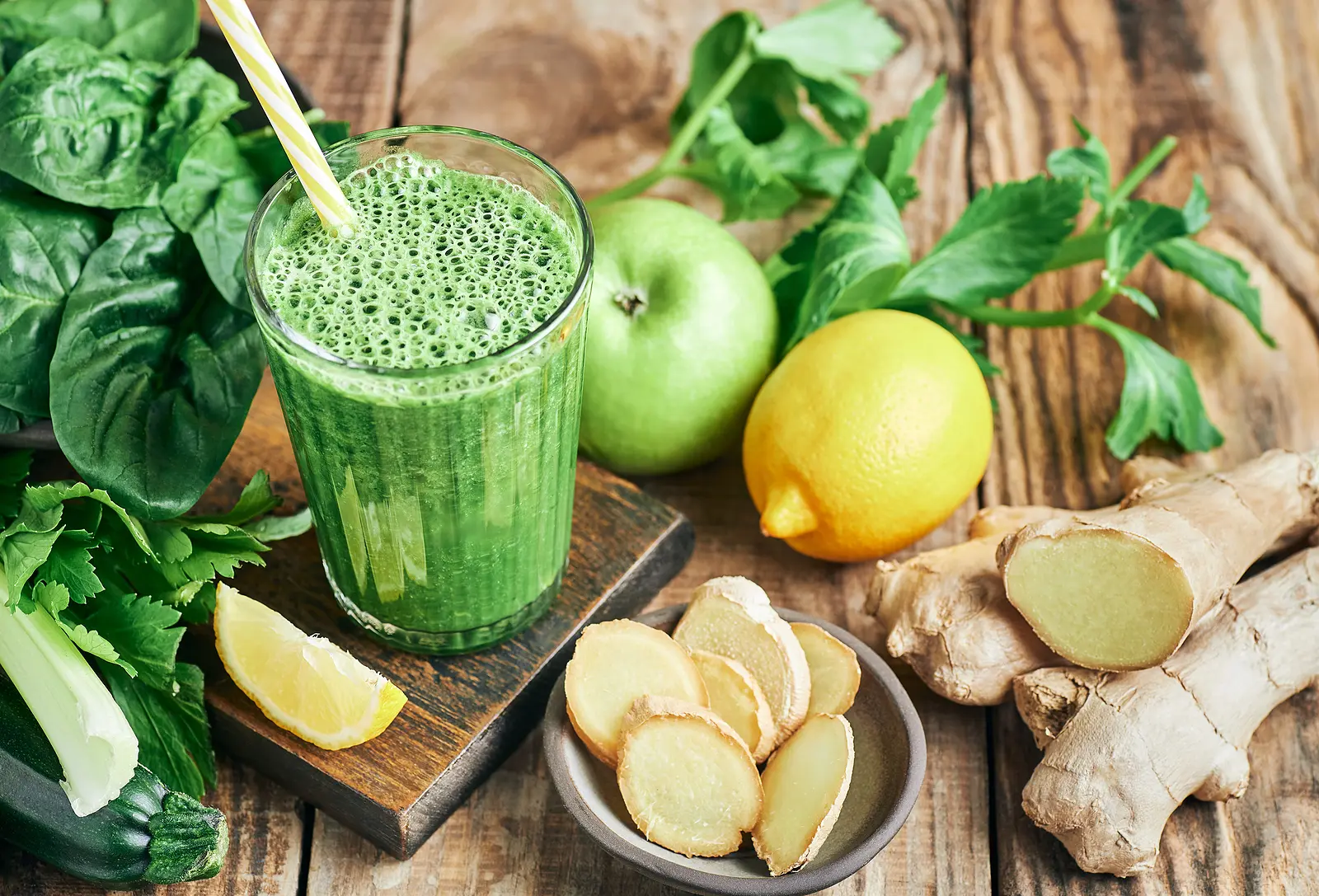 Suco verde detox é opção saudável para o cotidiano; veja como preparar