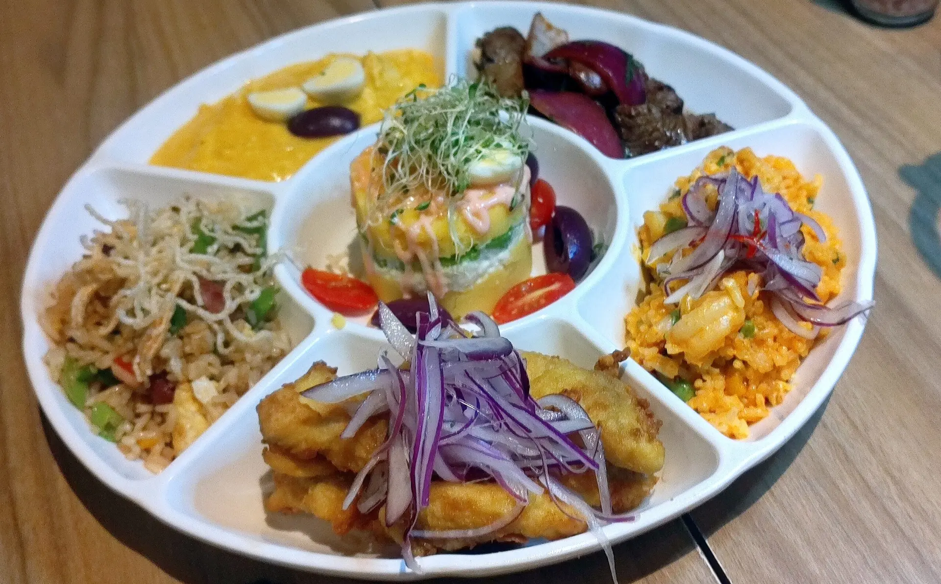 A cozinha peruana de Isidoro Troyes no QCeviche. Tal como lá, na terra dele