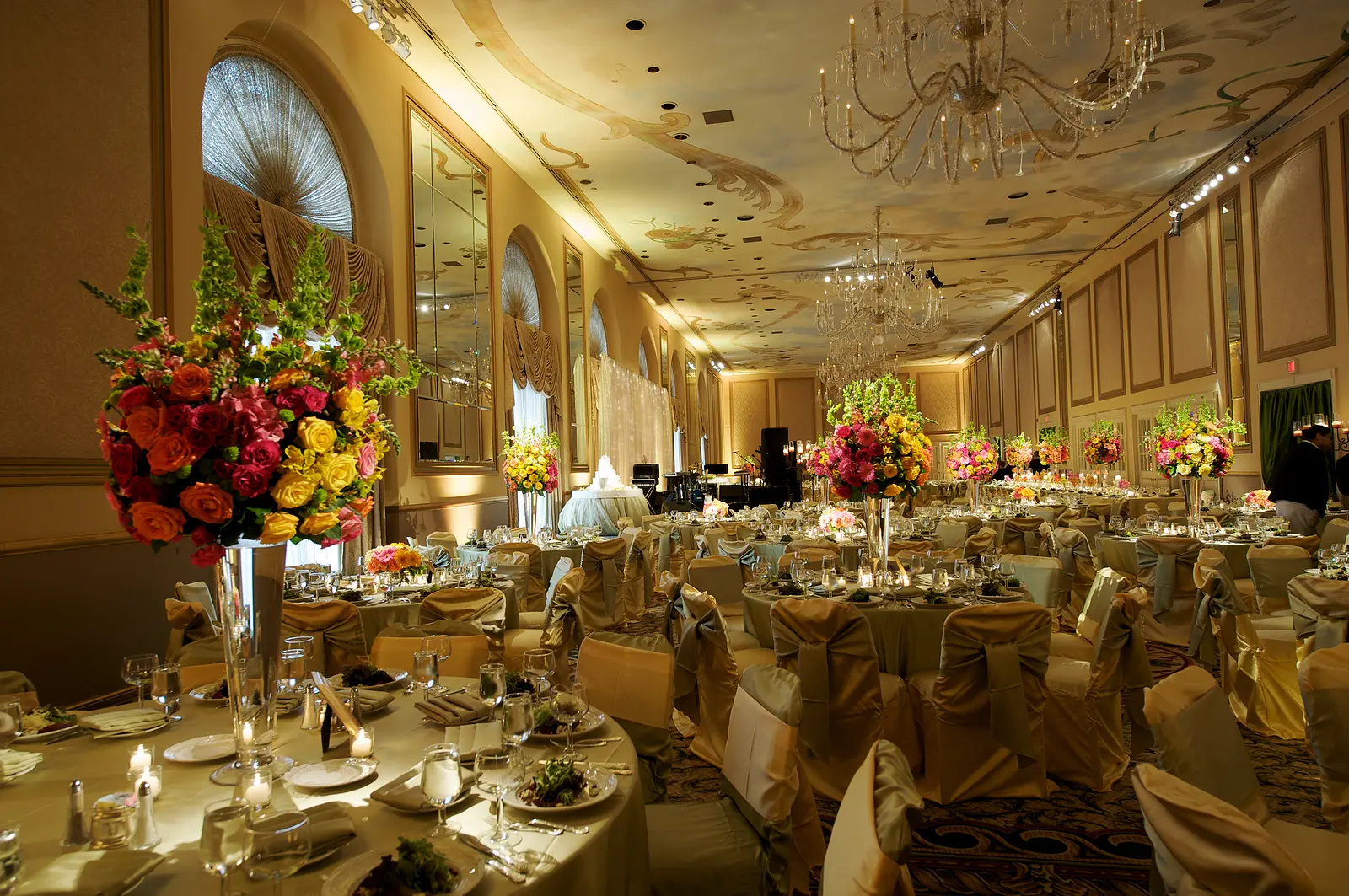 Uma viagem no tempo: primeiro jantar do The Next Chef relembra eventos elegantes do passado