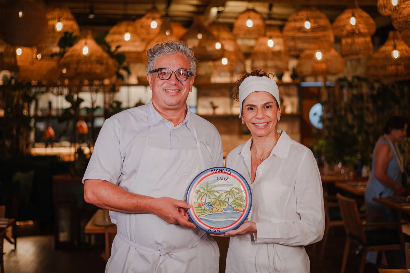 Ariani Malouf recebe Fernando Pavan para jantar a 4 mãos no Mahalo 