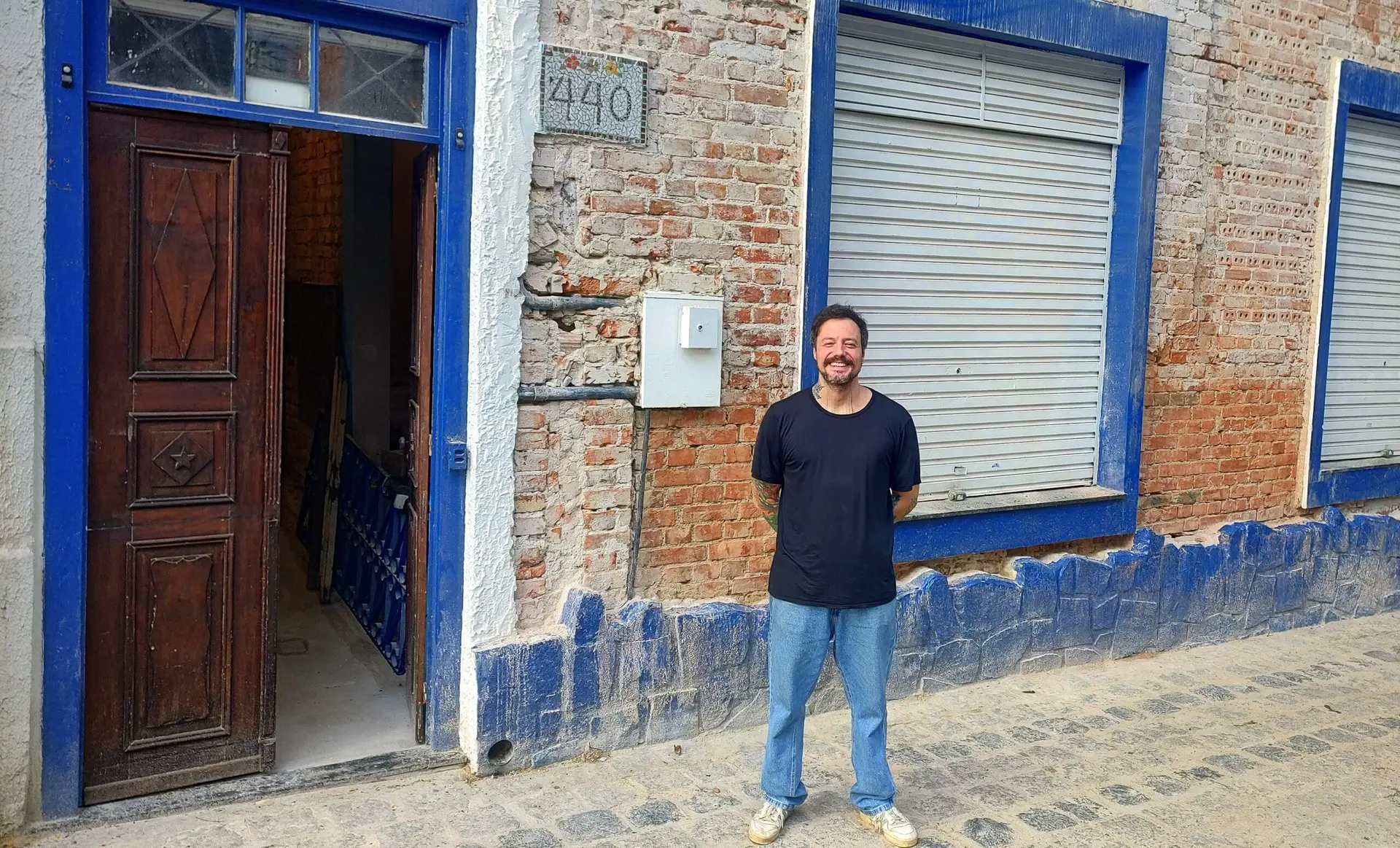 Saza traz novamente William Peters à cena curitibana