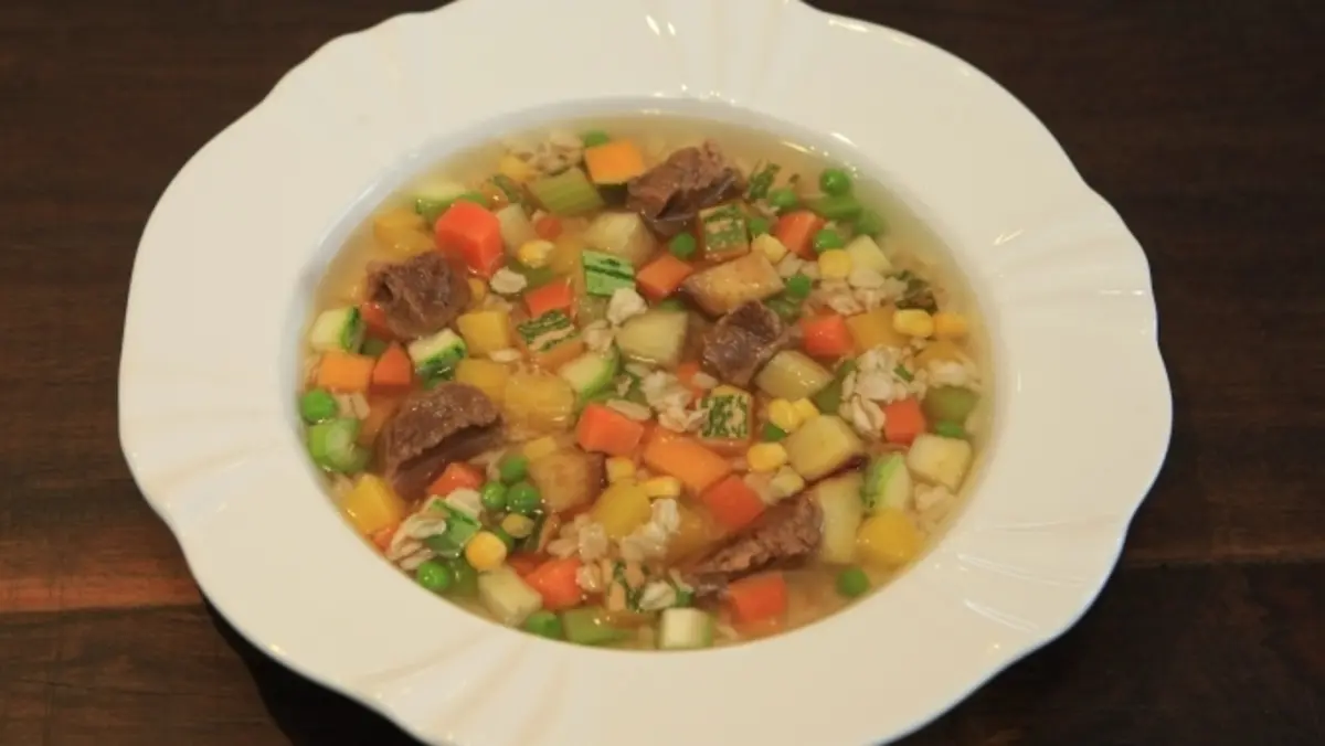 Para esquentar: como preparar sopa de legumes com músculo