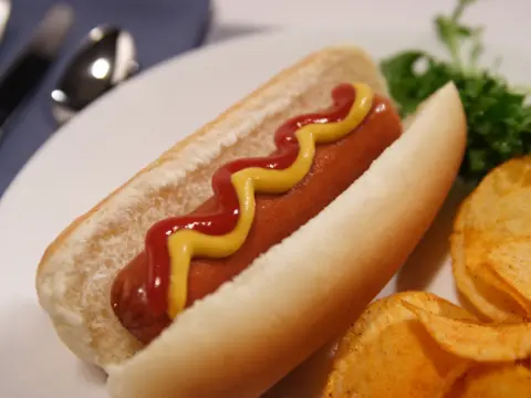 Dia do Cachorro-Quente: descubra três maneiras diferentes de preparar o lanche