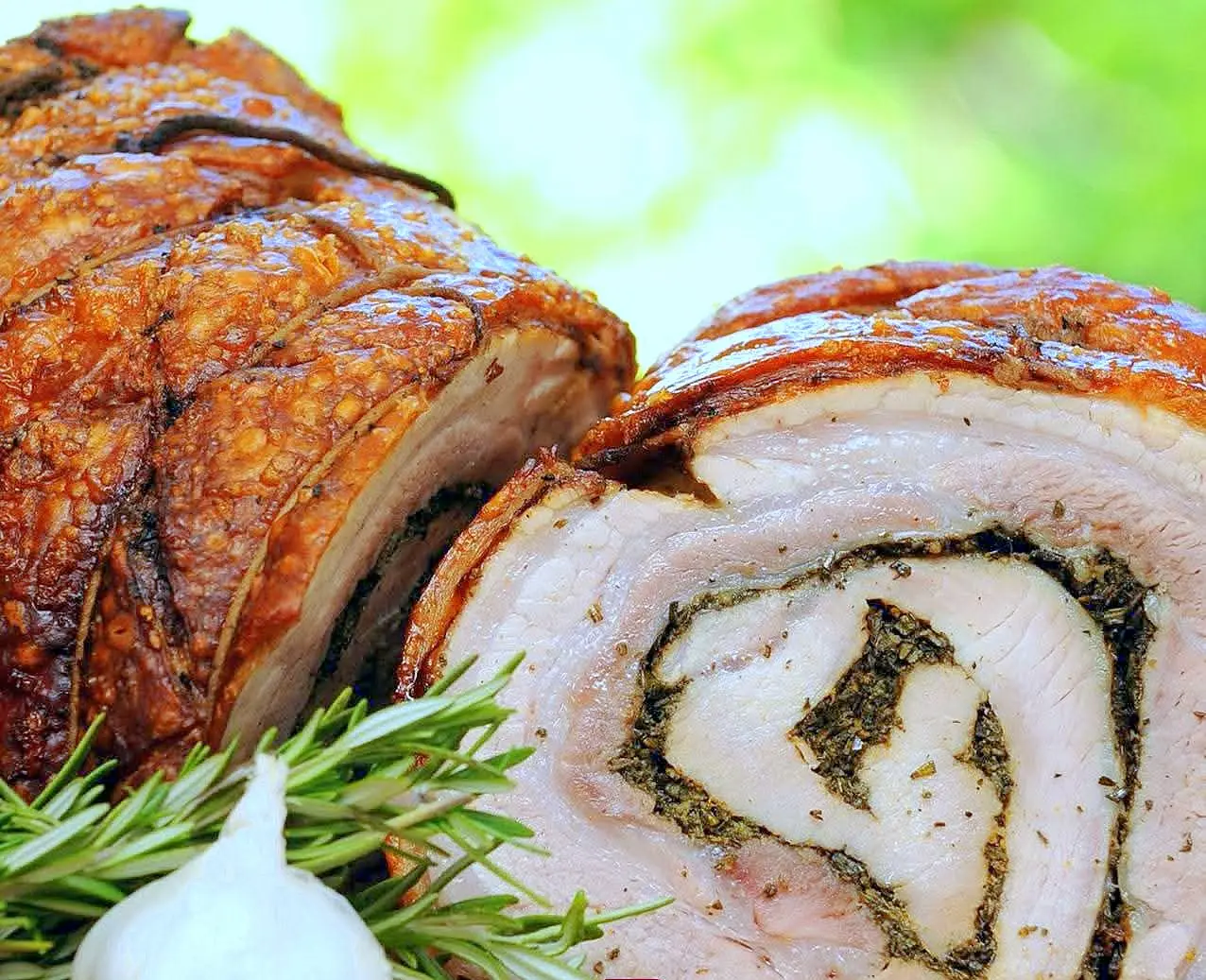 Sonka Trattoria vai ter Porchetta no forno a lenha domingo que vem
