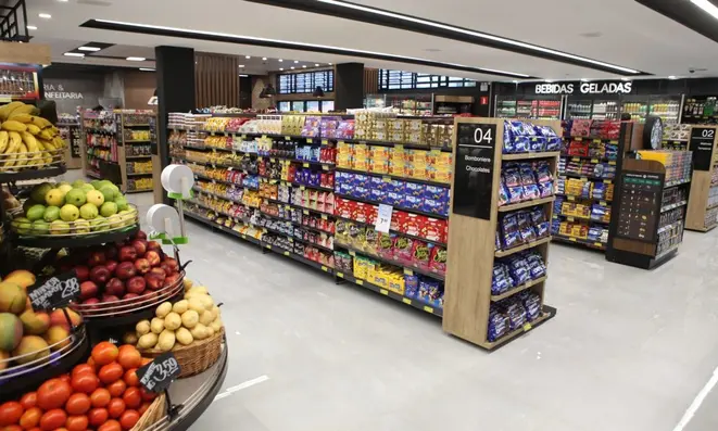 A nova operação é uma versão menor dos supermercados da rede, com dois mil itens de consumo do dia a dia.