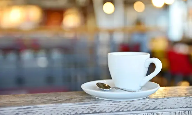 Já no Rio de Janeiro, um projeto de lei pretendia obrigar restaurantes a oferecerem café de graça aos clientes.