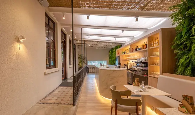 Salão do Ninna Cozinha: casarão na região central de Curitiba abriga nova casa do Grupo Obst.