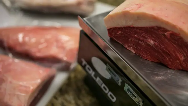 O nome picanha é de origem italiana. Vem de "Picatta" , uma vara que possui um ferrão na ponta e serve para picar o gado na parte posterior da sua região lombar.