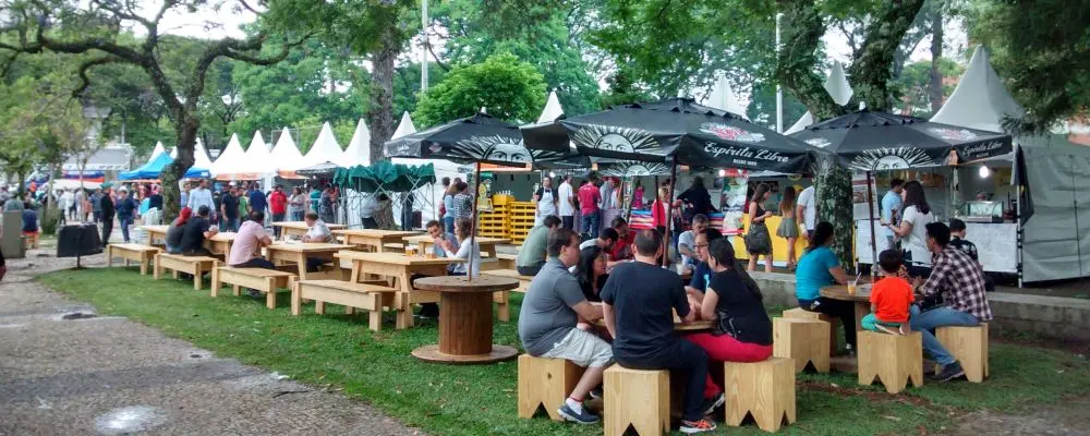 Confira todas as opções de comida no cone servidas no Alto Juvevê Gastronomia
