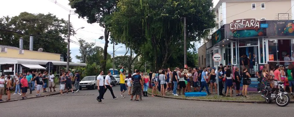 Tem Praia da Itupava neste sábado com chope a R$ 1 e porções a R$ 10