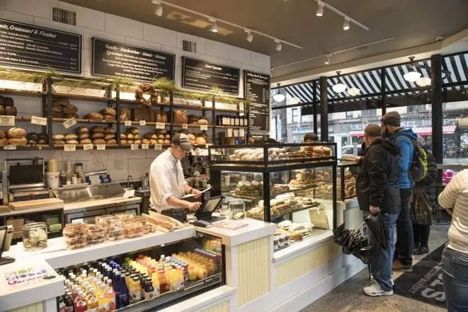 Orwasher's Bakery, which still makes a 10lbs "community" rye oaf, in New York, Dec. 29, 2016. Riding a wave of interest in ancient grains, rye has recently been sprouting in many influential kitchens — in pasta, porridge, brownies, bread and even cooking methods. (Evan Sung/The New York Times)