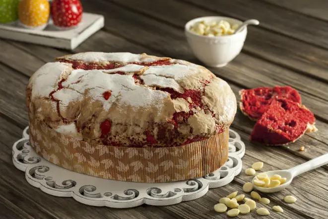 Colomba Red Velvet, exclusiva de Páscoa. Foto: Divulgação.