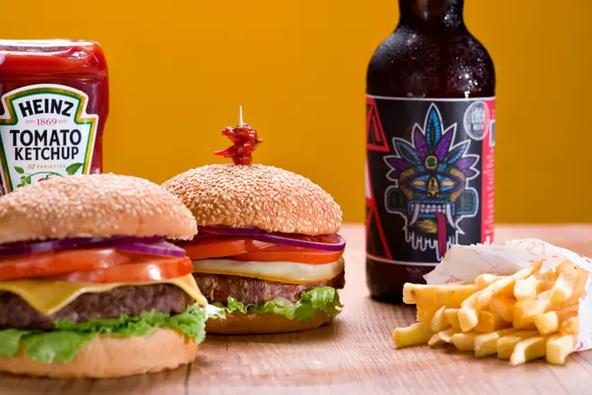 O combo do Austin Burger sai por R$ 49,90. Foto: Divulgação