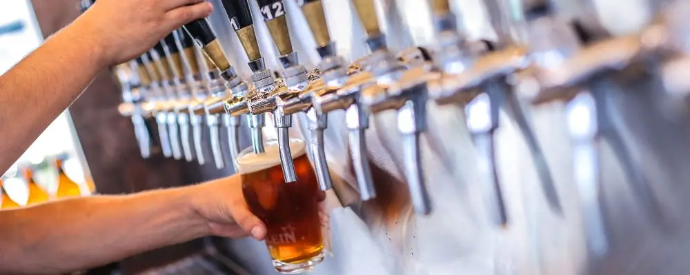Cervejaria faz mega-festa com 70 bicos de chope artesanal; entrada é gratuita