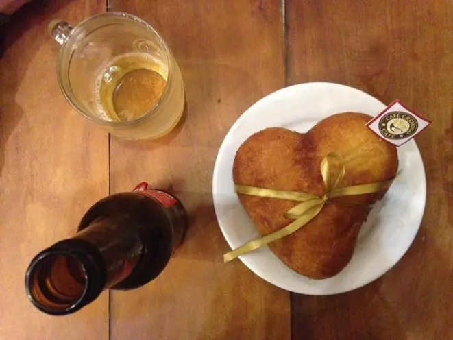 A coxinha em forma de coração, "Coxiheart", pesa meio quilo e custa R$ 19,90. Foto: Divulgação / Café Cremoso Café