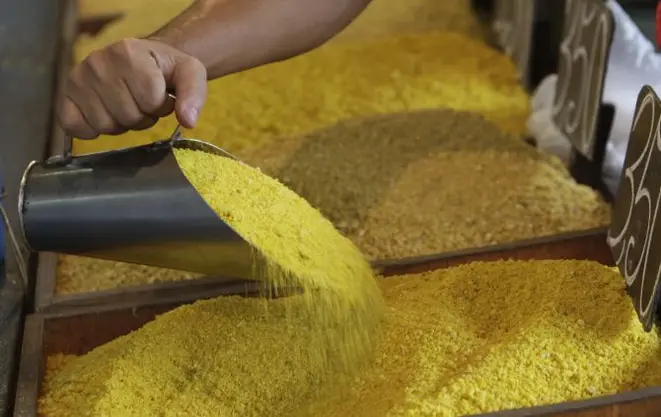 Farinha d'água, uma das farinhas mais consumidas em Manaus. Foto: Ricardo Oliveira/Divulgação