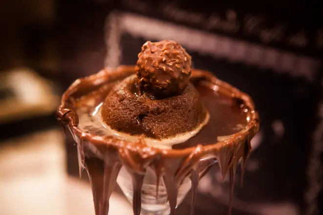 O Lê Gateau Café combina o sabor marcante do café espresso com o doce francês petit gateau. Foto: Divulgação.