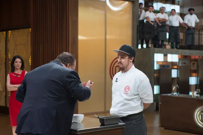 Chef Jacquin na prova de reinvenção da feijoada. Foto: divulgação