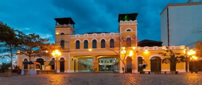 As lojas do Mercado Público de Florianópolis não funcionam aos domingos. Foto: Divulgação.