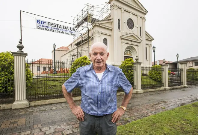 Armando Túlio é neto de imigrantes e participa da Festa da Uva desde a primeira edição. Foto: Letícia Akemi/Gazeta do Povo