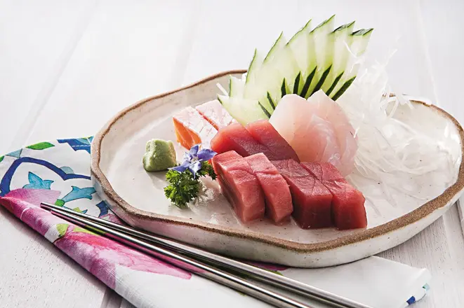 Sashimis ganharam cortes nobres de peixes como do atum bluefin, do Tuna. Foto: Alexandre Mazzo