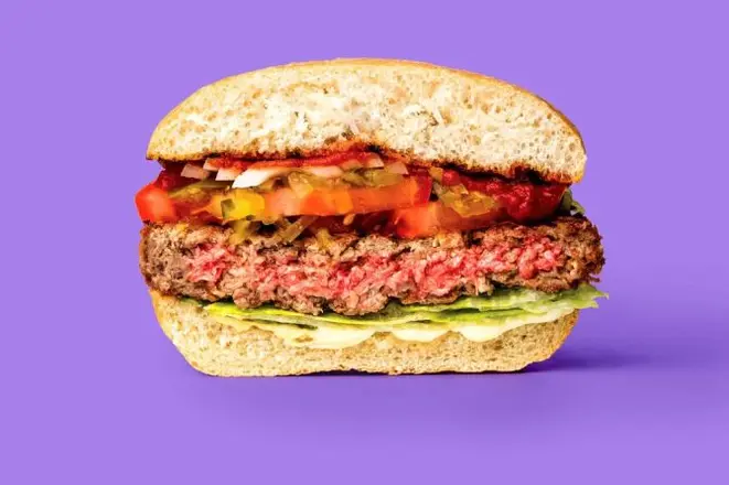 Hambúrguer da Impossible Foods tem sabor, textura e até "sangue" da carne bovina. Foto: Reprodução