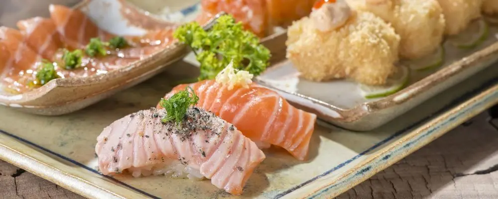 Como comer sushi do jeito certo? Confira 10 dicas para não cometer gafes em restaurante japonês