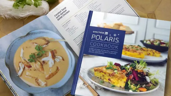 As receitas do livro são inspiradas nos pratos servidos a bordo dos voos da United. Foto: divulgação.