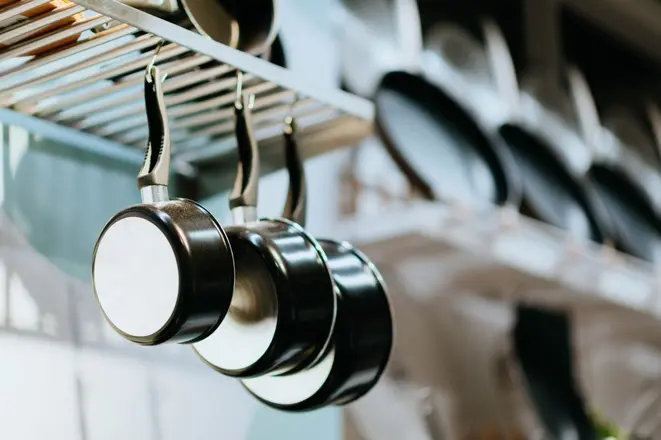 Panelas bem conservadas podem durar uma vida inteira. Foto: Unsplash.