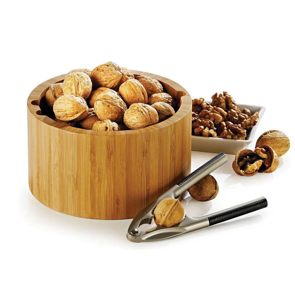 Acessórios de bambu dão charme e rusticidade à mesa
