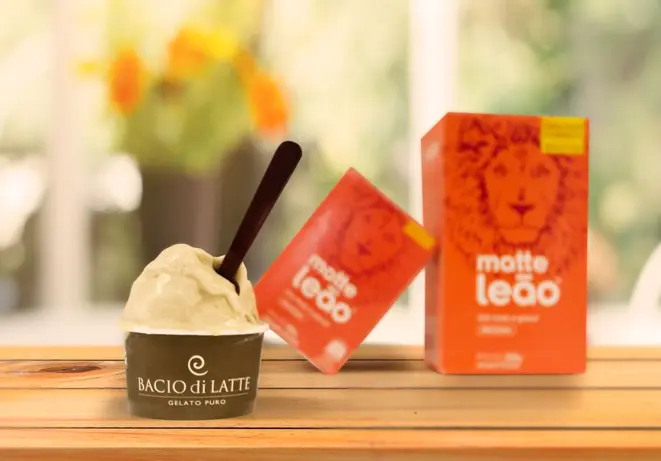 O sorvete de chá mate gelado é servido até o final do mês nas lojas da Bacio Di Latte. Foto: divulgação.