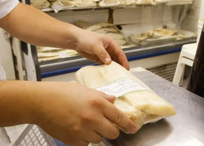 Bacalhau morhua, ou do Porto, costuma ser o mais caro. Foto: Hugo Harada/Gazeta do Povo