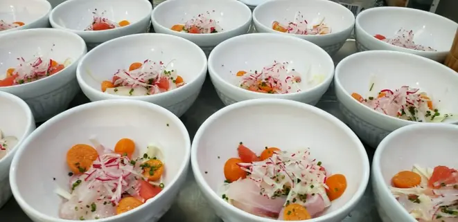 Um dos pratos servidos é o ceviche de peixe do dia com pupunha. Foto: Victor Rocha/divulgação.