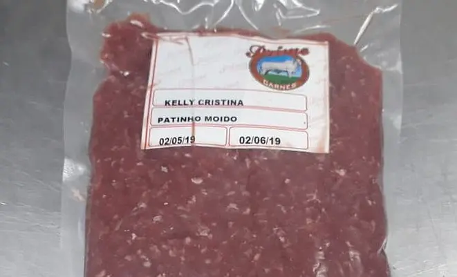 No açougue online Prime Carnes, cada pedido é etiquetado em nome do cliente. Foto: Divulgação Prime Carnes