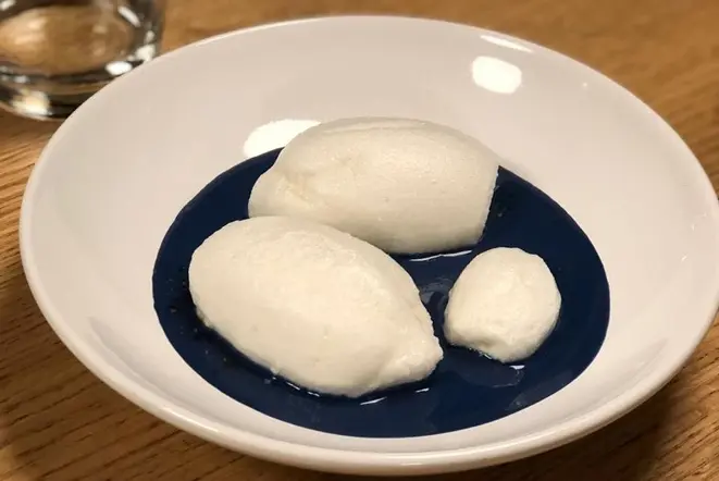 Ovos nevados de jenipapo e cumaru do Corrutela. Foto: Vania Krekniski/Arquivo pessoal